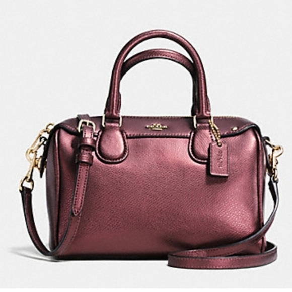 💜🔹️Coach🔹️ mini Bennett Metallic Cherry Leather Satchel Crossbody Bag ✨️💜